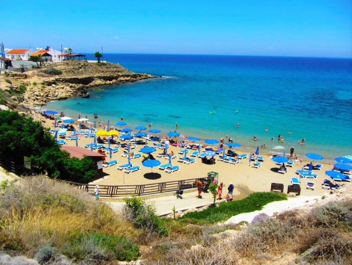 Villa Angel - Exotic Villa 200M From Beach Paralimni Exterior photo
