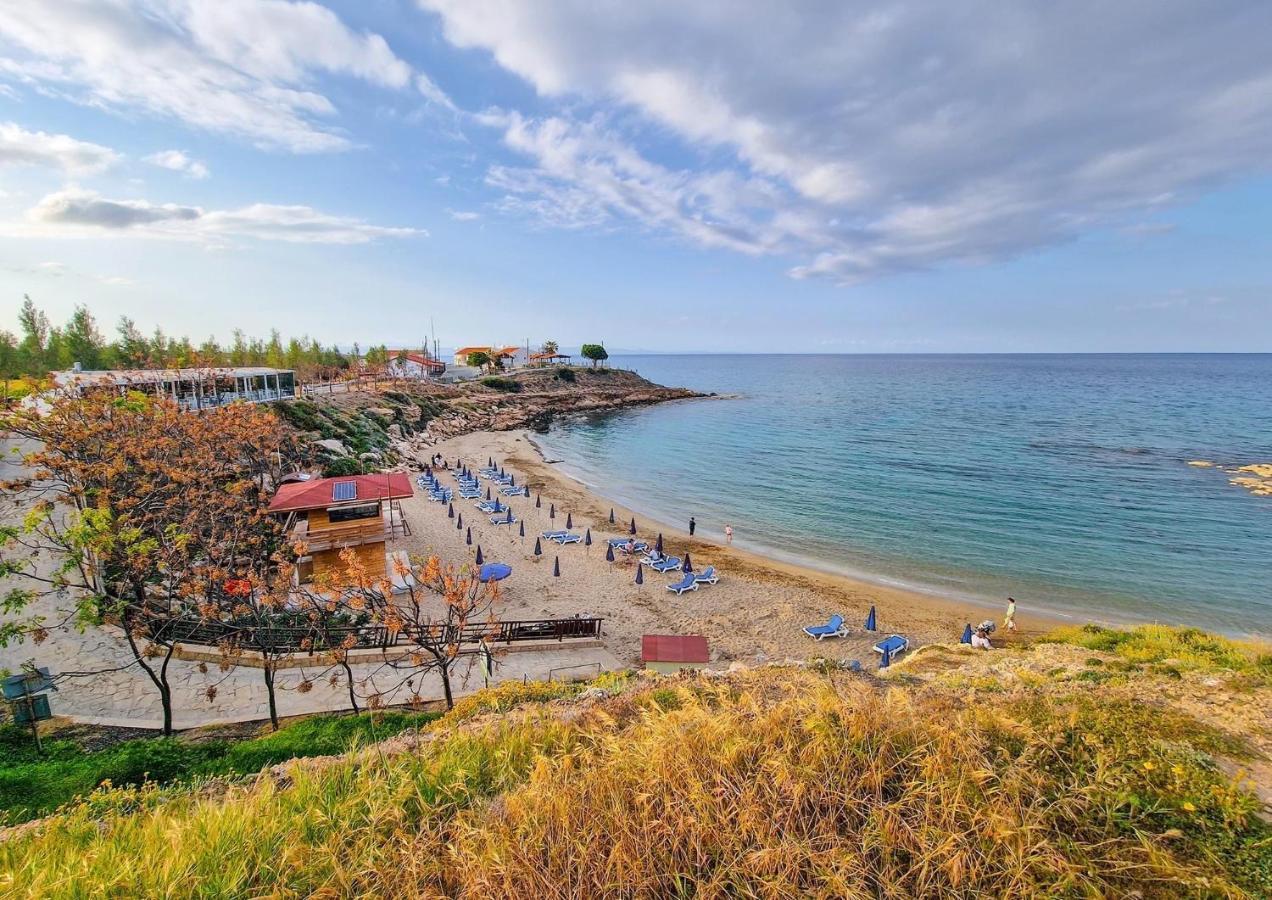 Villa Angel - Exotic Villa 200M From Beach Paralimni Exterior photo